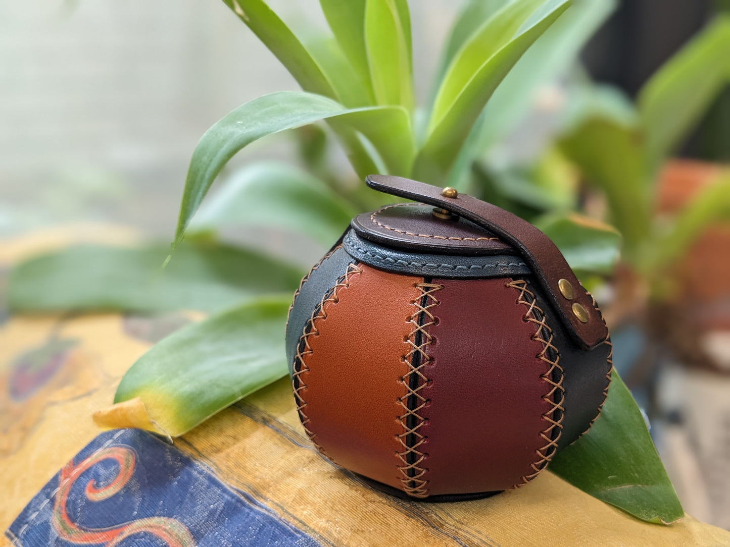 Leather Pot with lid PDF Pattern/with tutorial video/no written instruction/with hole mark/Jar with lid PDF Pattern/Leather scrap project